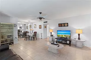 2541 NE 11th St, Pompano Beach, FL 33062 - Photo 25