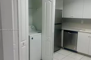 17405 NW 75th Pl, Hialeah, FL 33015 - Photo 21