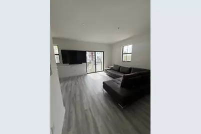 10630 NW 88th St #201, Doral, FL 33178 - Photo 9