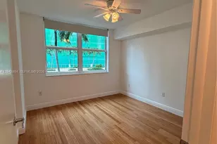 31 SE 5th St, Miami, FL 33131 - Photo 23