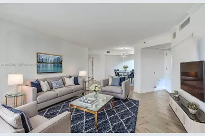 1000 E Island Blvd #503, Aventura, FL 33160 - Photo 7