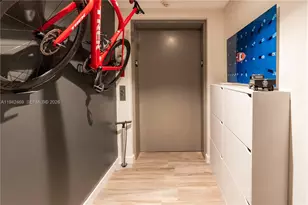 460 NE 28th St, Miami, FL 33137 - Photo 17