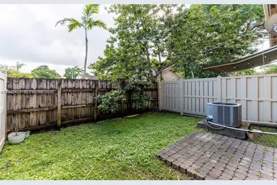 59 SE 3rd Ave #59, Hallandale Beach, FL 33009 - Photo 15