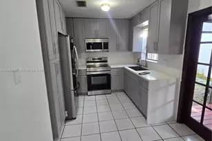 6905 SW 104th Ct, Miami, FL 33173 - Photo 3