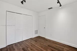 6905 SW 104th Ct, Miami, FL 33173 - Photo 21