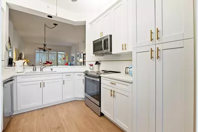 9587 Weldon Cir #B403, Tamarac, FL 33321 - Photo 7