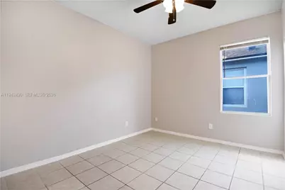 915 Knollwood Dr, Davenport, FL 33897 - Photo 5