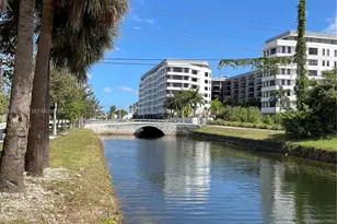 8001 NW 41st St, Doral, FL 33166 - Photo 5