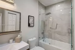 963 S Harbor Vw S, Hollywood, FL 33019 - Photo 31