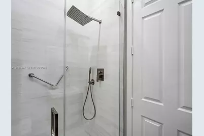 963 S Harbor Vw S, Hollywood, FL 33019 - Photo 39