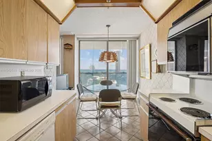 19707 Turnberry Way, Aventura, FL 33180 - Photo 11