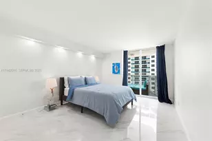 2401 Collins Ave, Miami Beach, FL 33140 - Photo 13