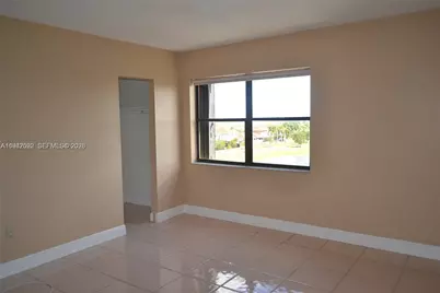10155 NW 9th St Cir #4-507, Miami, FL 33172 - Photo 9