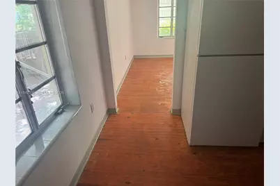 12110 NE 11th Pl, North Miami, FL 33161 - Photo 5
