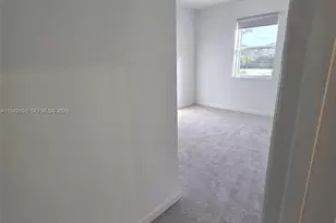 16303 SW 147th Pl, Miami, FL 33187 - Photo 15