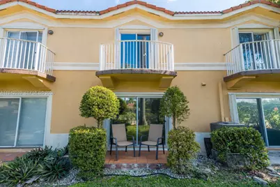 3186 SW 129th Ter #113, Miramar, FL 33027 - Photo 7