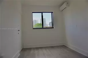 337 SW 5th Ave, Miami, FL 33130 - Photo 15