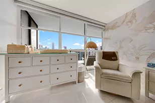 600 Parkview Dr, Hallandale Beach, FL 33009 - Photo 25