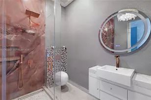 8005 Noremac Ave, Miami Beach, FL 33141 - Photo 15