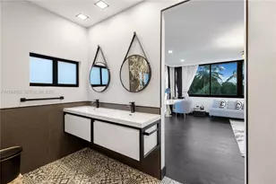 8005 Noremac Ave, Miami Beach, FL 33141 - Photo 13