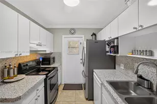 395 NW 124th St, North Miami, FL 33168 - Photo 43