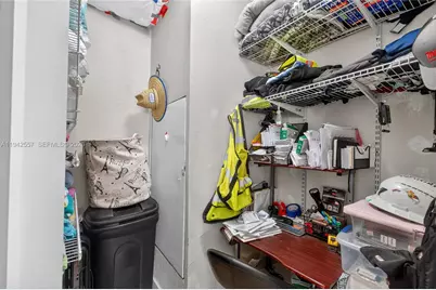 395 NW 124th St, North Miami, FL 33168 - Photo 55