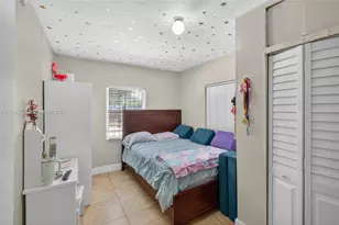 395 NW 124th St, North Miami, FL 33168 - Photo 9
