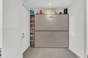 16901 Collins Ave, Sunny Isles Beach, FL 33160 - Photo 29