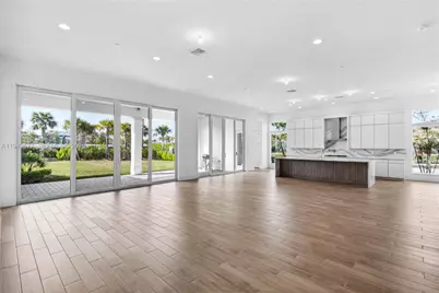 9281 Coral Isles Cir, Palm Beach Gardens, FL 33412 - Photo 9