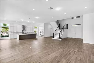 9281 Coral Isles Cir, Palm Beach Gardens, FL 33412 - Photo 5