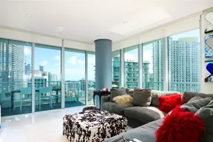 92 SW 3rd St, Miami, FL 33130 - Photo 7