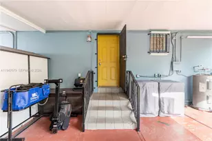 2818 SW 2nd St, Miami, FL 33135 - Photo 47