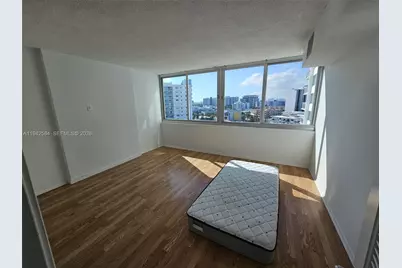 7135 Collins Ave #1011, Miami Beach, FL 33141 - Photo 11