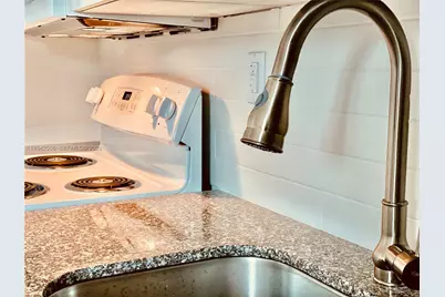 1560 NW 1st Ct #2, Miami, FL 33136 - Photo 5