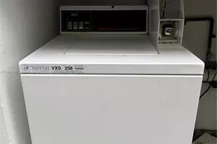 1011 9th St, Miami Beach, FL 33139 - Photo 15