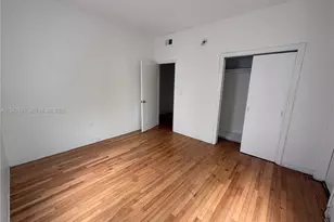 1011 9th St, Miami Beach, FL 33139 - Photo 11