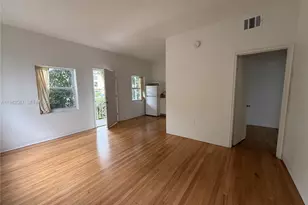 1011 9th St, Miami Beach, FL 33139 - Photo 5