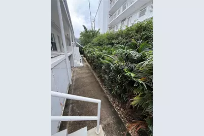 1011 9th St #1, Miami Beach, FL 33139 - Photo 13