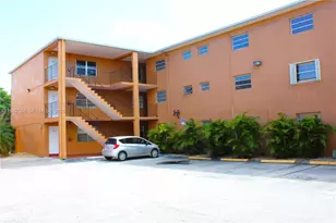 1280 W 54th St, Hialeah, FL 33012 - Photo 13