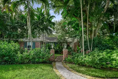 530 Melaleuca Ln, Miami, FL 33137 - Photo 3