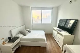 253 NE 2nd St, Miami, FL 33132 - Photo 9