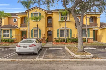 950 NE 42nd Pl, Homestead, FL 33033 - Photo 1