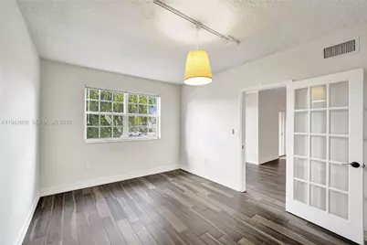 11600 SW 2nd St #18203, Pembroke Pines, FL 33025 - Photo 17