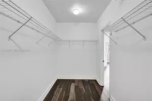 11600 SW 2nd St, Pembroke Pines, FL 33025 - Photo 23