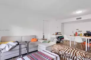 4841 NW 7th St, Miami, FL 33126 - Photo 17