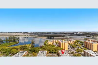 4841 NW 7th St #303-4, Miami, FL 33126 - Photo 5