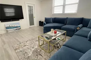 6900 Bay Dr, Miami Beach, FL 33141 - Photo 11