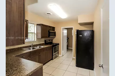 351 SW 31st Ave, Fort Lauderdale, FL 33312 - Photo 5