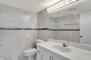 205 Dunwoody Ln, Hollywood, FL 33021 - Photo 31