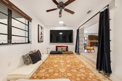 20450 SW 198th Ave, Miami, FL 33187 - Photo 13